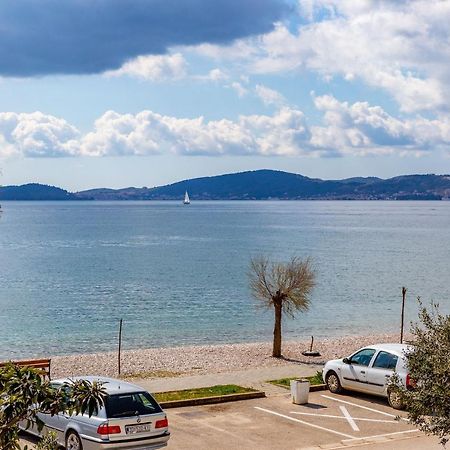 Mare-More Studio W Balcony And Beach Front And View Zadar Exterior foto